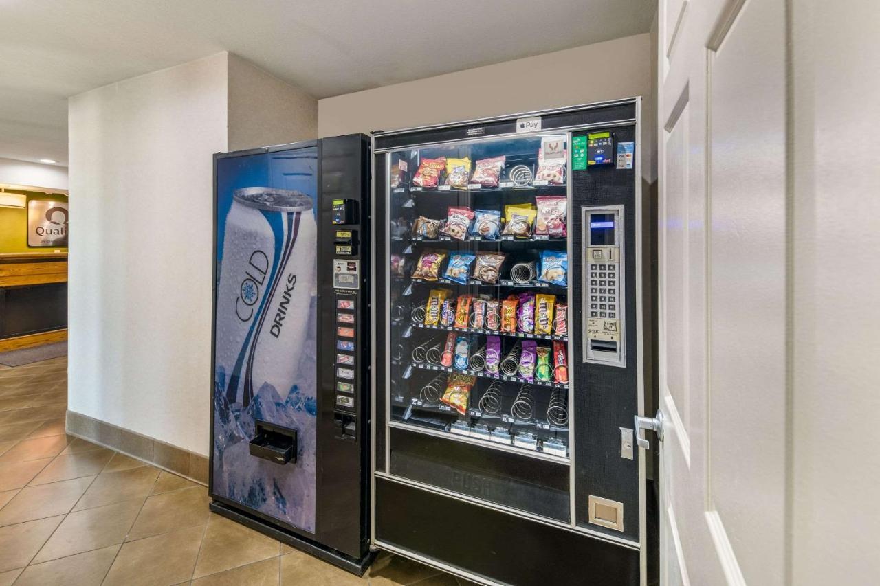 Quality Inn & Suites Garland - East Dallas エクステリア 写真